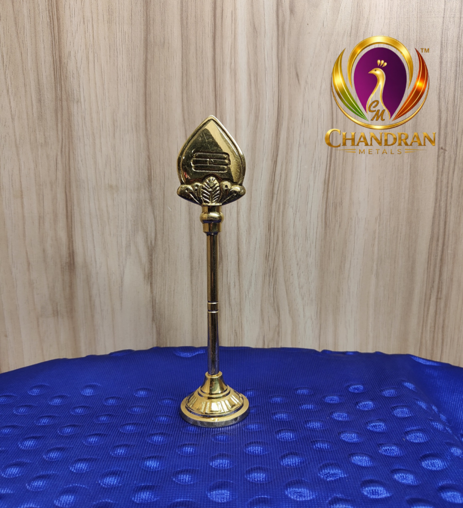 Brass Vel Stand 6 Inch